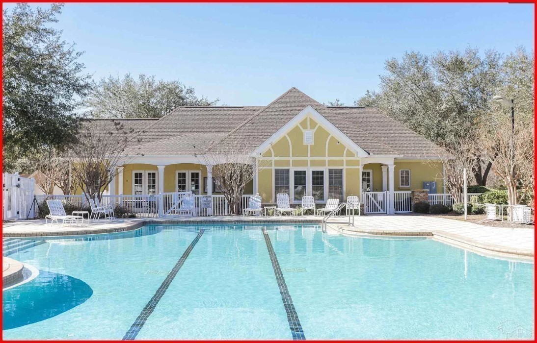 .41 ACRE LOT 5733 Highland Lake Drive, Milton FL 32583 Lot 12 The